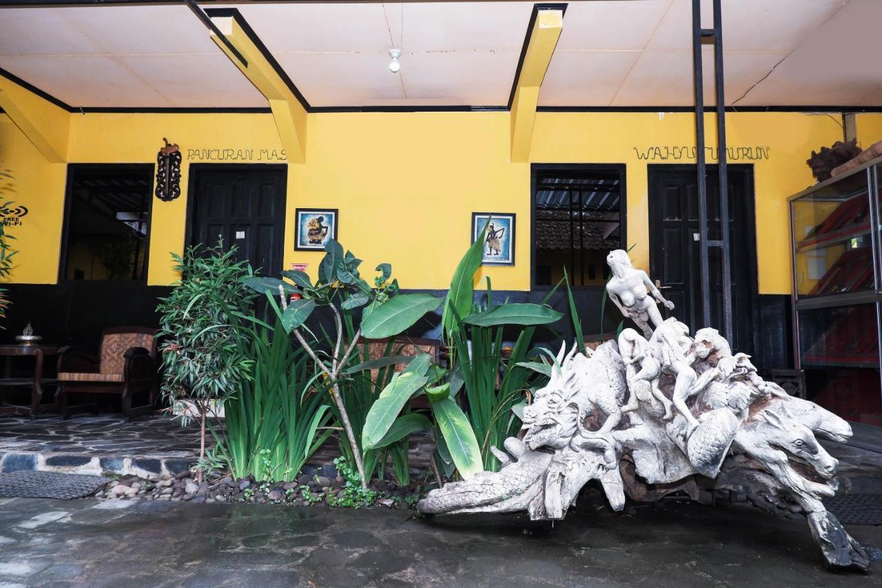 Oyo 598 Udan Mas Guesthouse& Gallery Magelang Zewnętrze zdjęcie